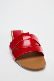 Zara CROSS-STRAP FLAT LEATHER SANDALS